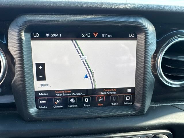 Used 2022 Jeep Wrangler Unlimited Sahara AWD/4WD image 34