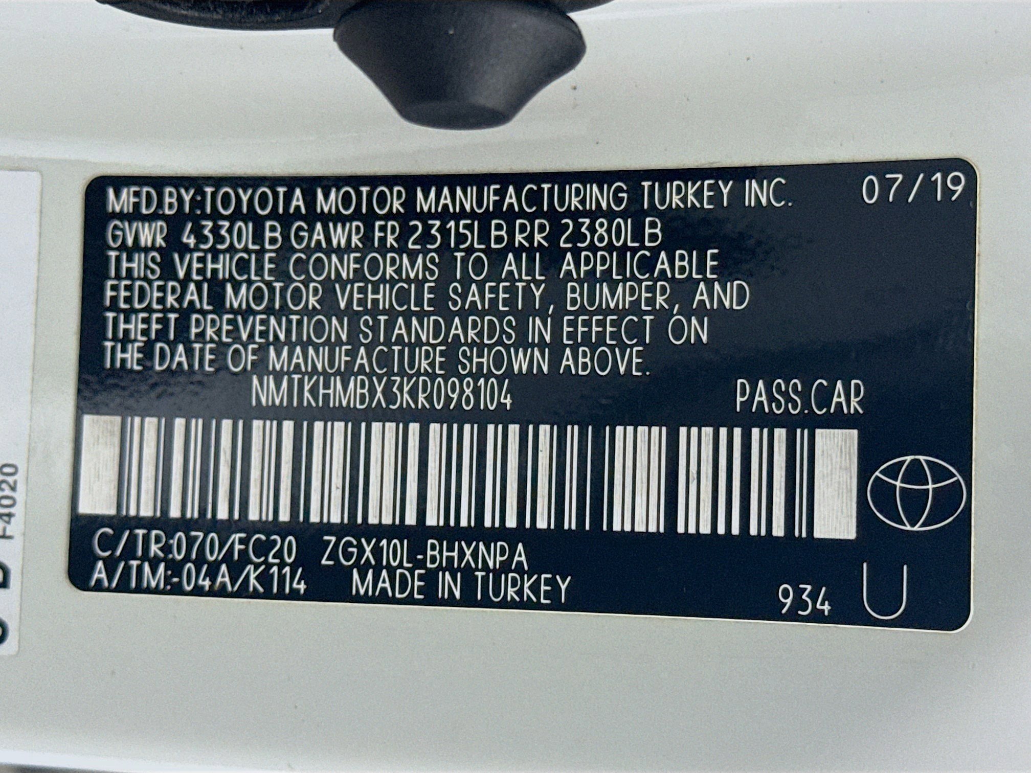 Used 2019 Toyota C-HR LE FWD image 36