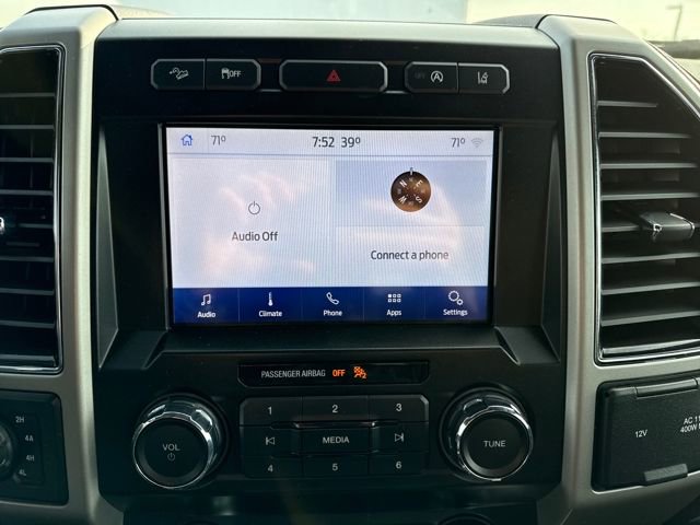 Used 2020 Ford F150 Lariat w/ Equipment Group 501A Mid image 29