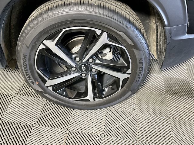 Used 2021 Chevrolet TrailBlazer RS w/ Sun and Liftgate Package image 32