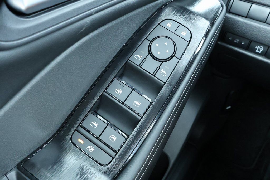 New 2026 Nissan Rogue SV image 14