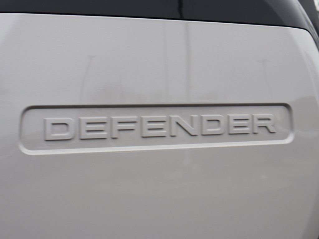 New 2026 Land Rover Defender 110 S image 8