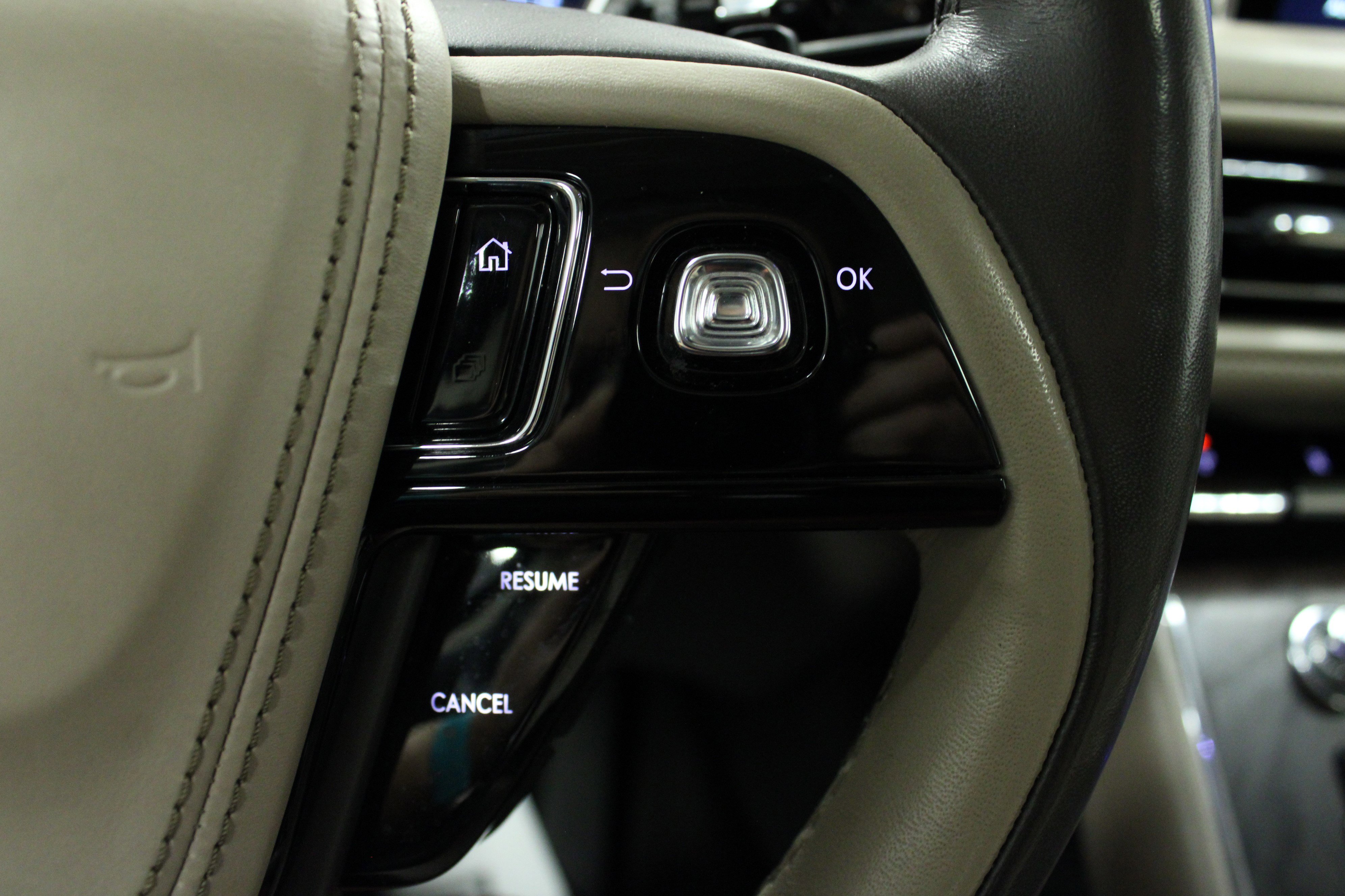 Used 2022 Lincoln Aviator Reserve w/ Elements Package Plus image 22