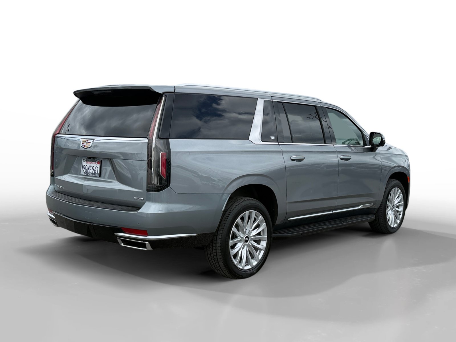 Used 2023 Cadillac Escalade ESV Luxury w/ LPO, Floor Liner Package RWD image 5