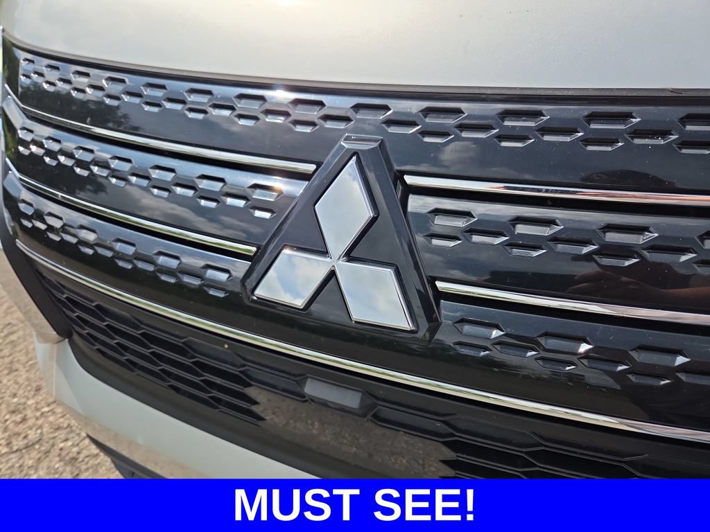 Used 2022 Mitsubishi Outlander ES AWD/4WD image 19