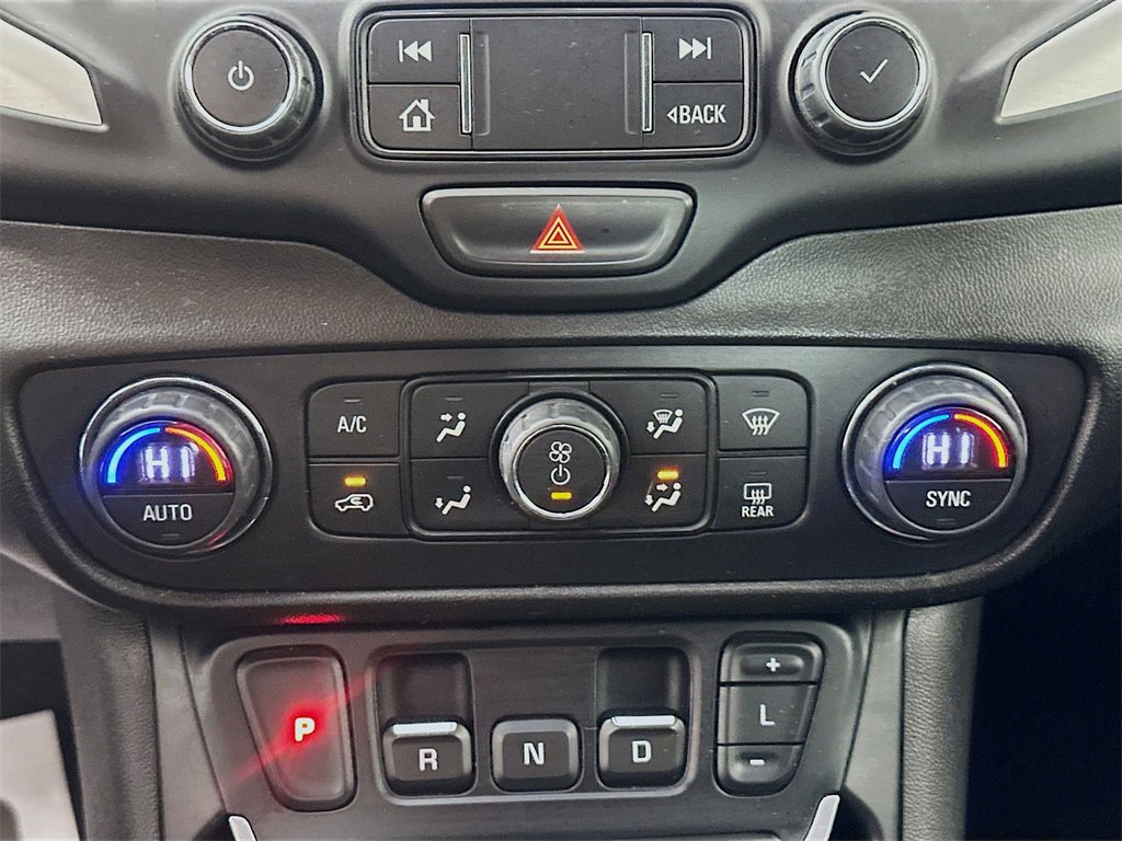 Used 2019 GMC Terrain SLT w/ Preferred Package image 15