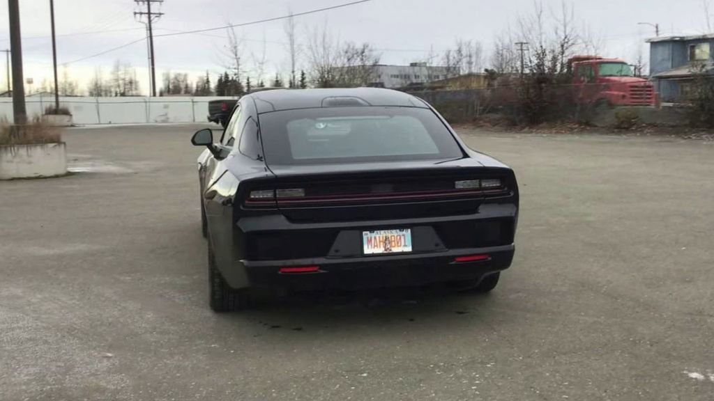 Used 2025 Dodge Charger R/T w/ Quick Order Package 25M R/T image 7