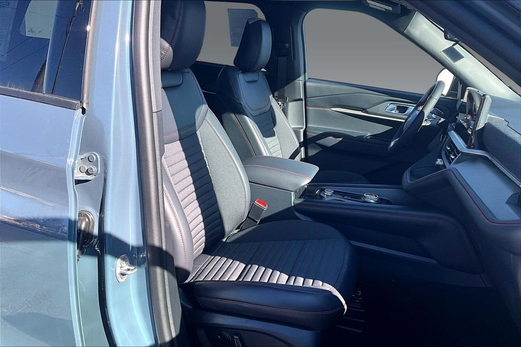 New 2026 Ford Explorer ST-Line image 30