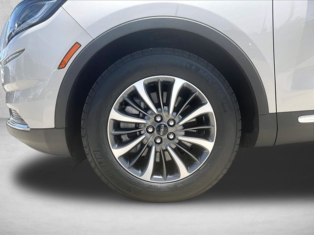 Used 2023 Lincoln Nautilus FWD image 10
