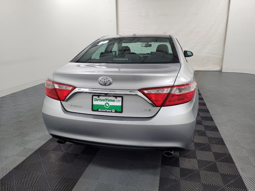 Used 2015 Toyota Camry XLE image 7