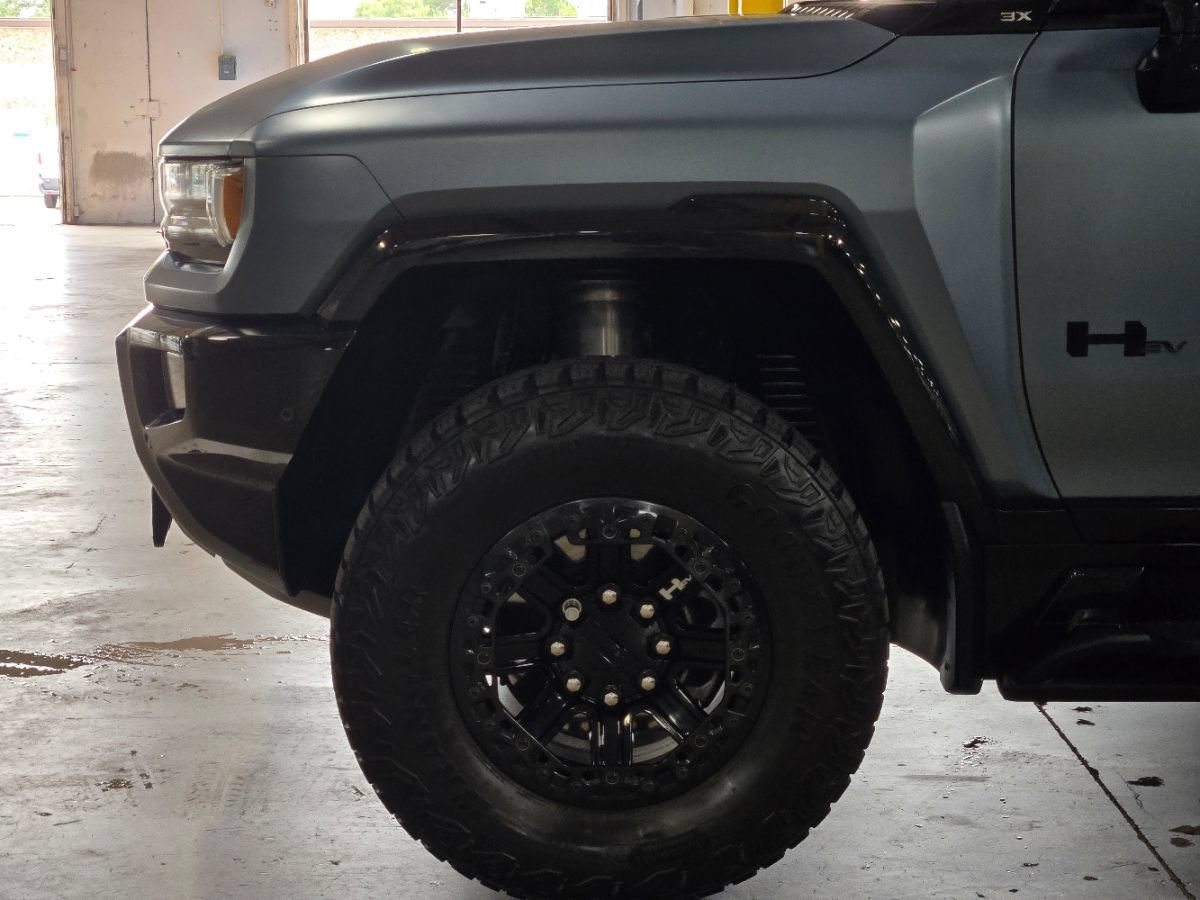 Used 2024 GMC Hummer EV 3X w/ Omega Edition AWD/4WD image 18