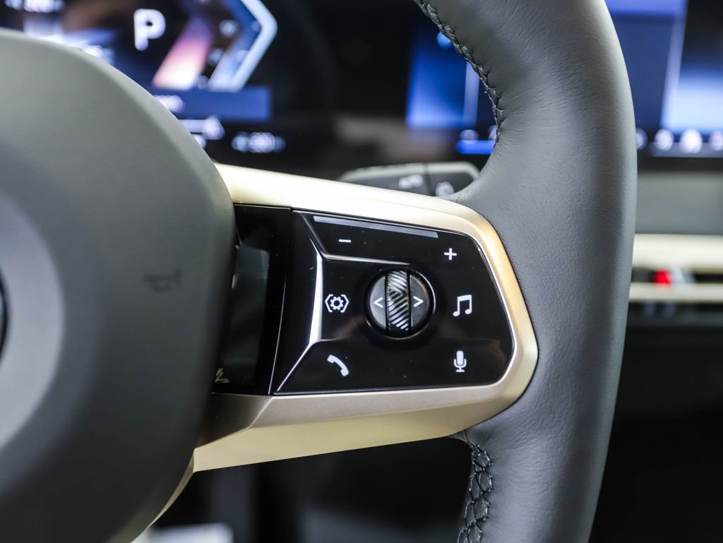 New 2026 BMW iX xDrive60 image 14