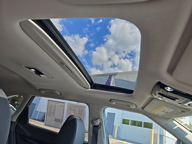 Certified 2024 Kia Seltos EX AWD/4WD image 34