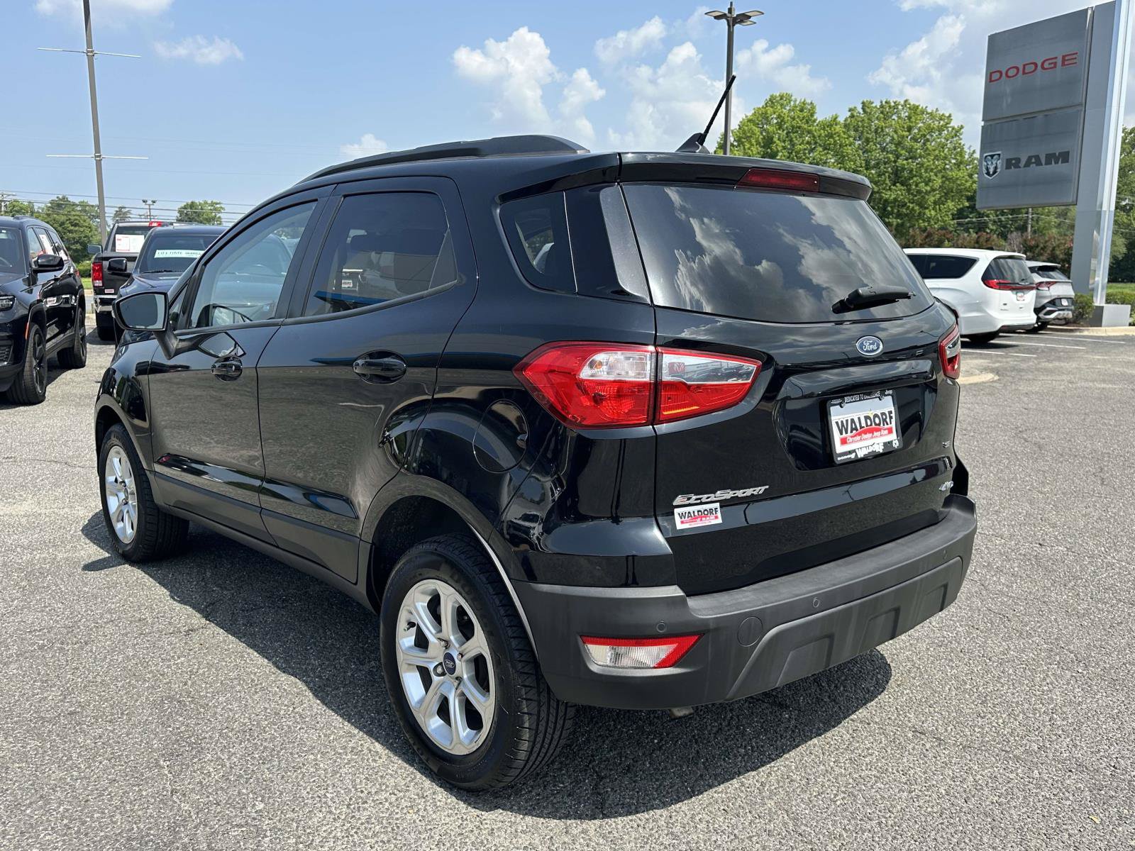 Used 2020 Ford EcoSport SE w/ SE Convenience Package AWD/4WD image 4