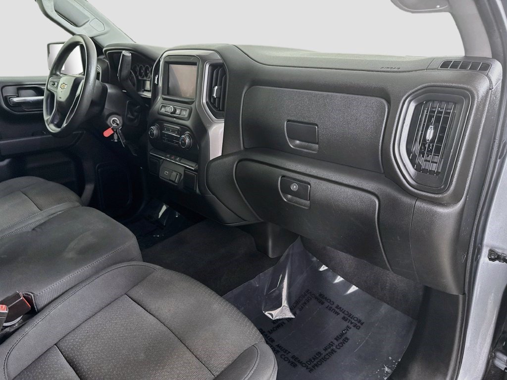 Used 2020 Chevrolet Silverado 1500 Custom w/ Custom Value Package AWD/4WD image 26
