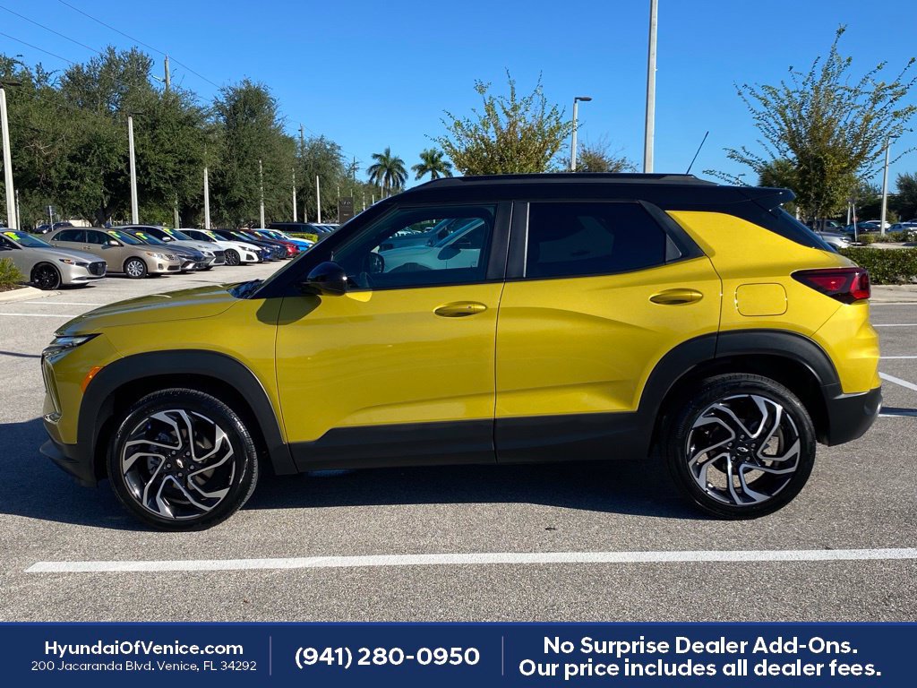Used 2024 Chevrolet TrailBlazer RS w/ Driver Confidence Package AWD/4WD image 27