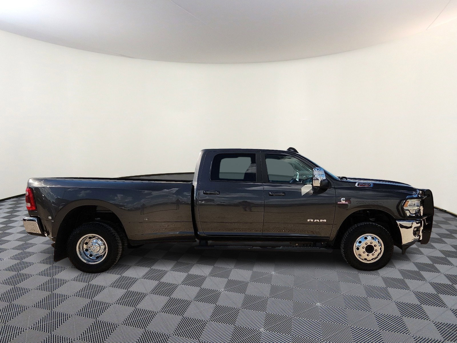 Used 2024 RAM 3500 Laramie w/ Protection Group image 5