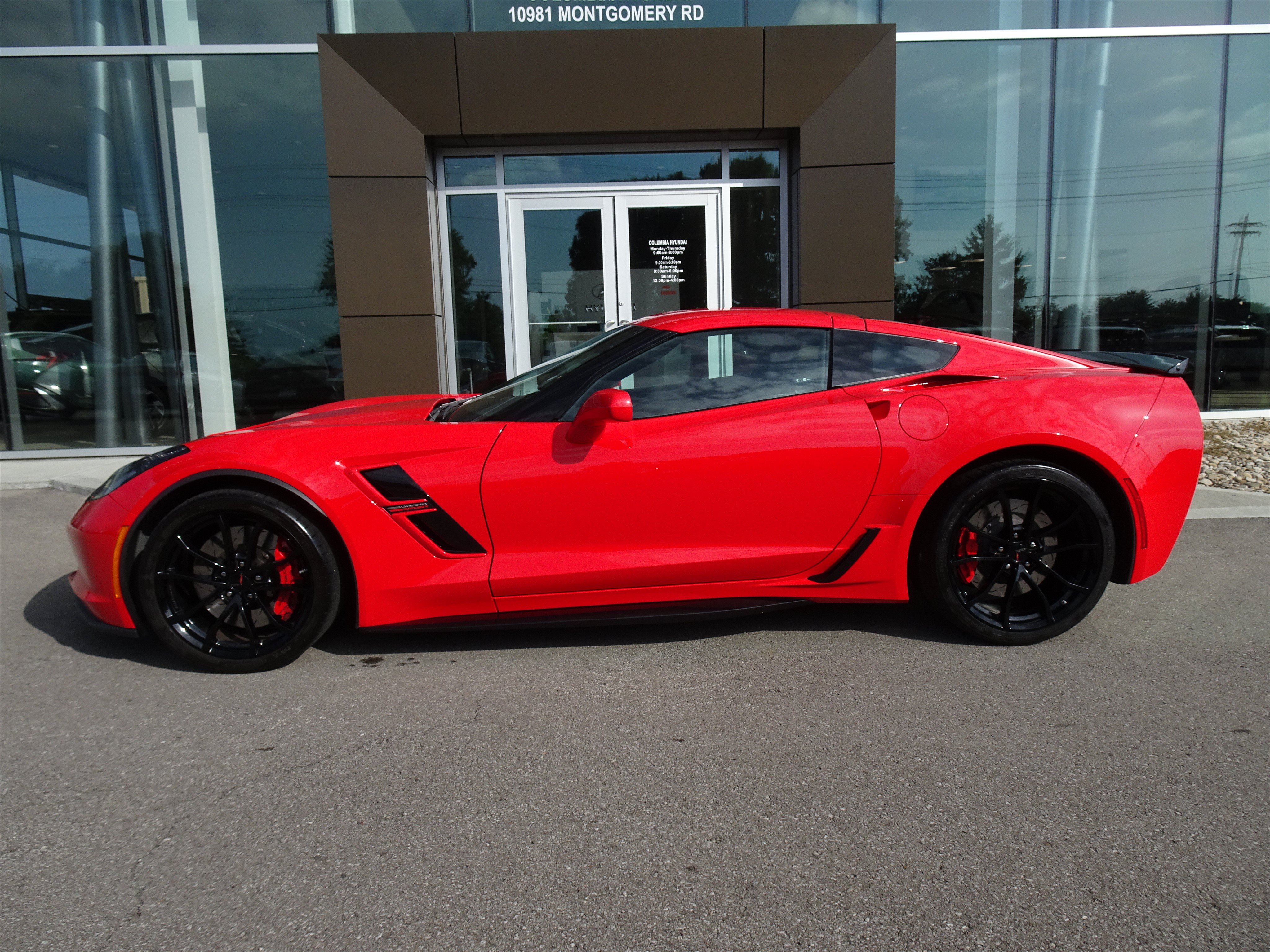 Used 2019 Chevrolet Corvette Grand Sport RWD image 4