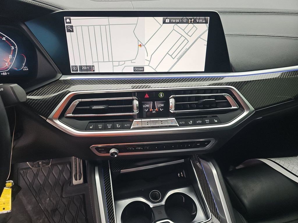 Used 2020 BMW X6 M50i w/ Executive Package image 49