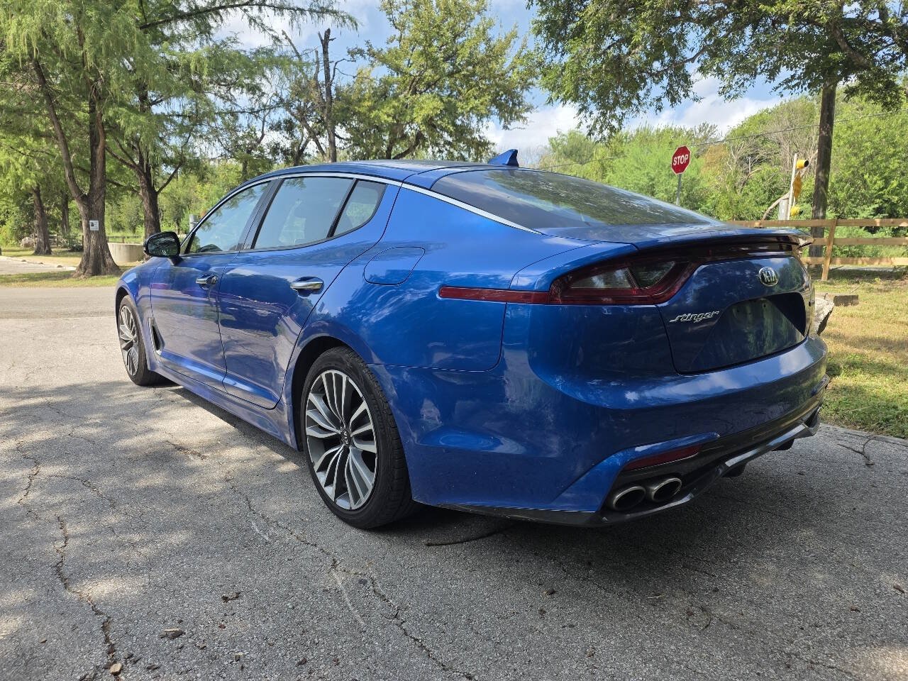 Used 2019 Kia Stinger Premium AWD/4WD image 4