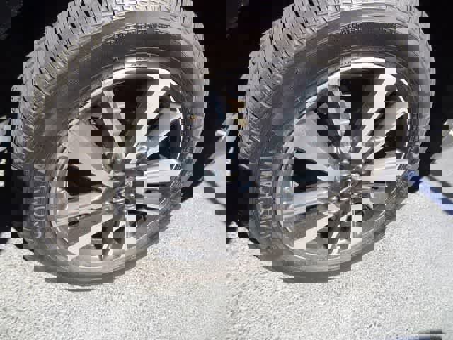 Used 2021 Nissan Versa SV image 12