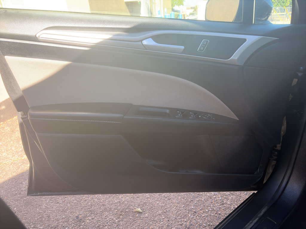 Used 2020 Ford Fusion S FWD image 17
