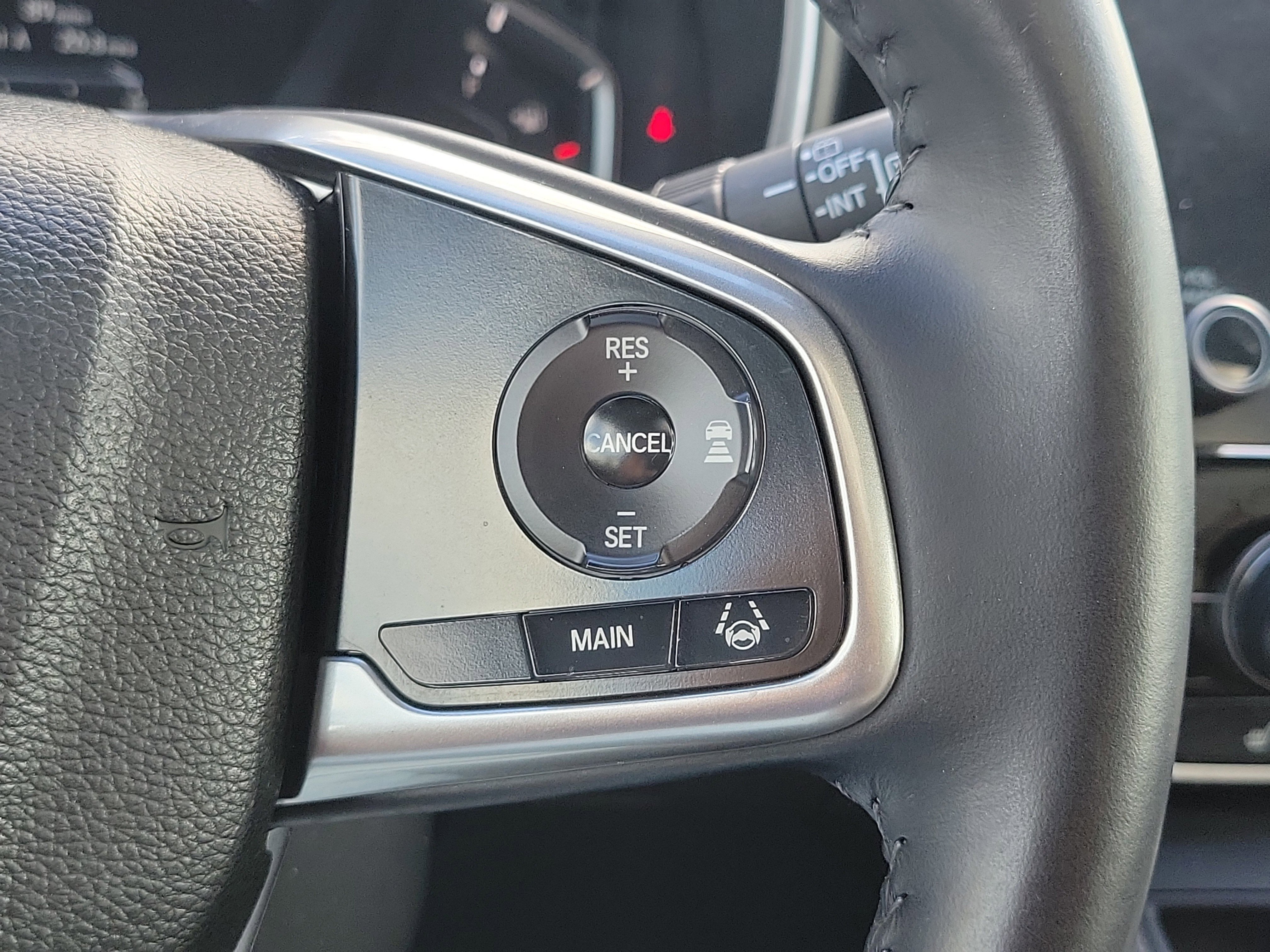 Used 2018 Honda CR-V Touring image 25