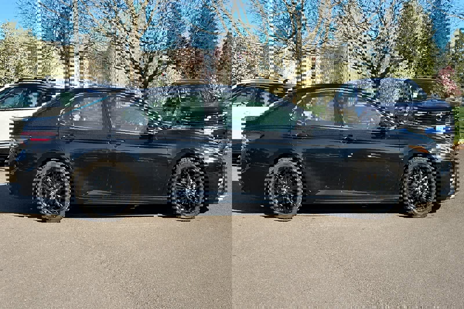 Used 2023 Toyota Camry XSE w/ Navigation Package image 8