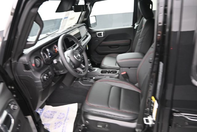 New 2026 Jeep Wrangler Unlimited Rubicon w/ Safety Group AWD/4WD image 10