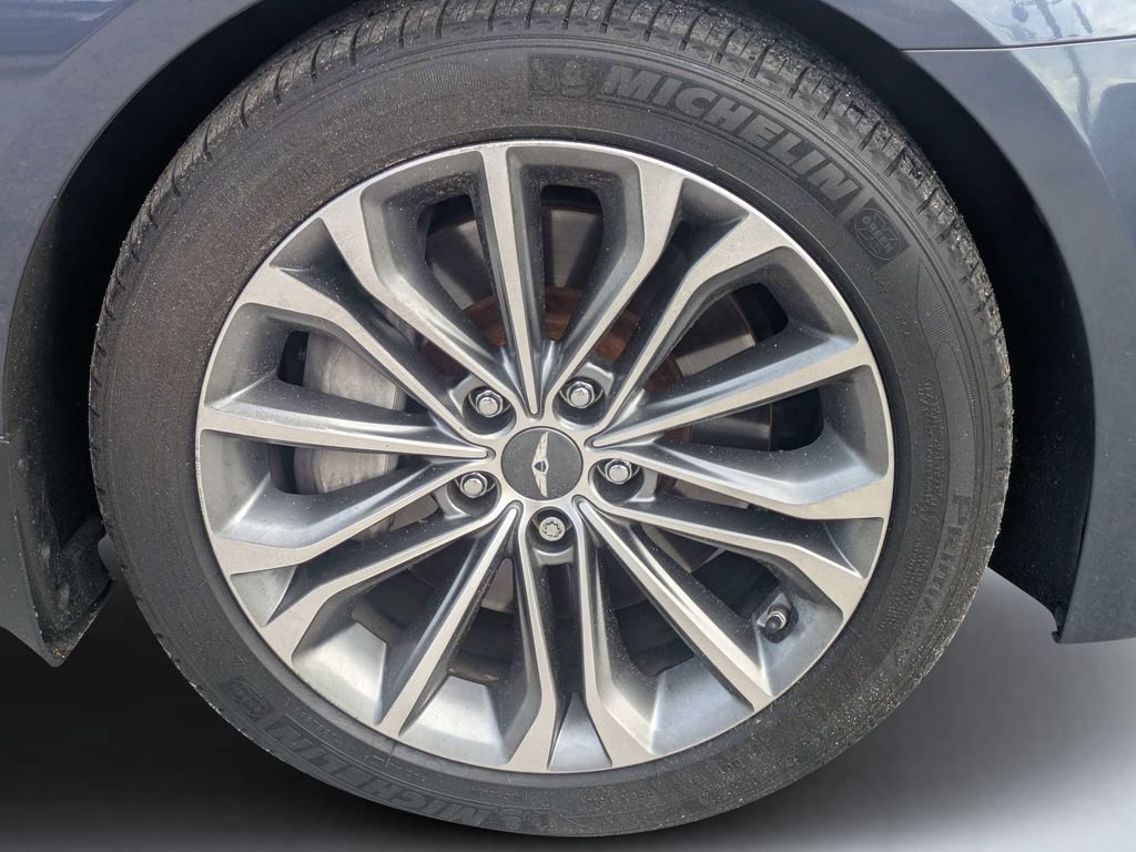 Used 2016 Hyundai Genesis 3.8 w/ Option Group 02 RWD image 11