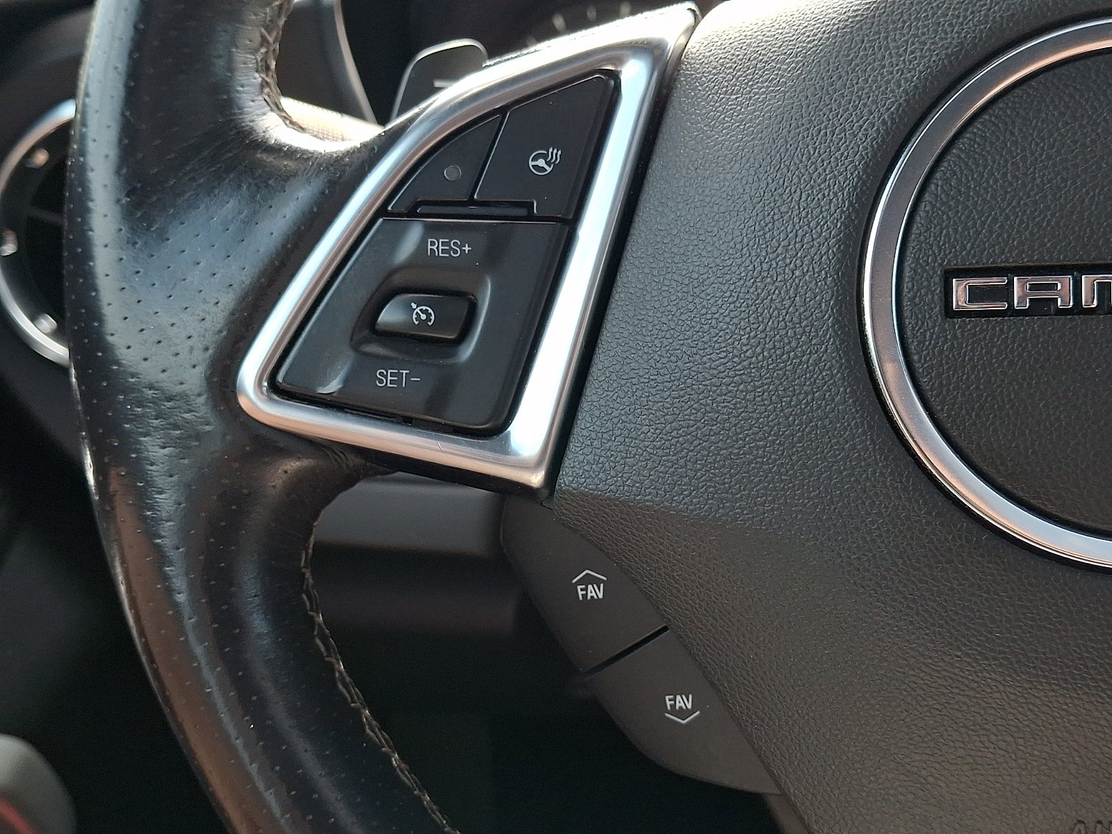 Used 2016 Chevrolet Camaro SS RWD image 25