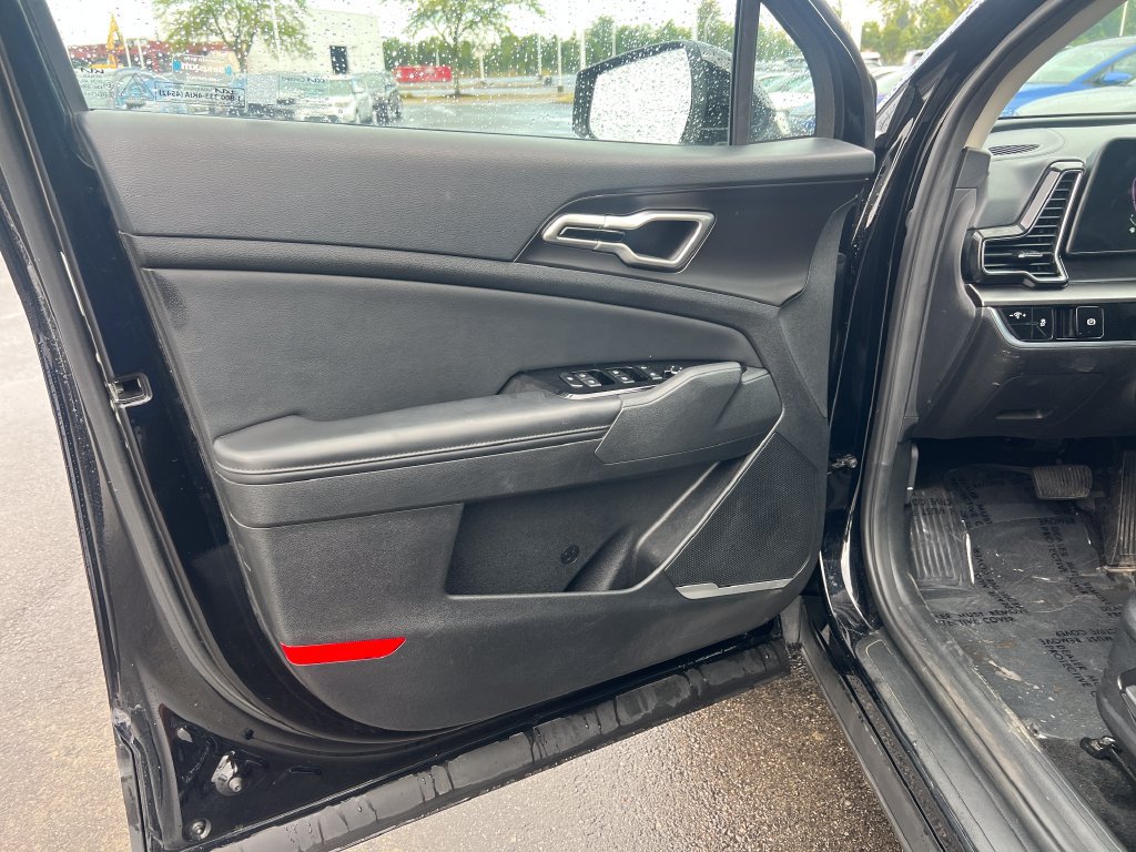 Certified 2023 Kia Sportage EX FWD image 10