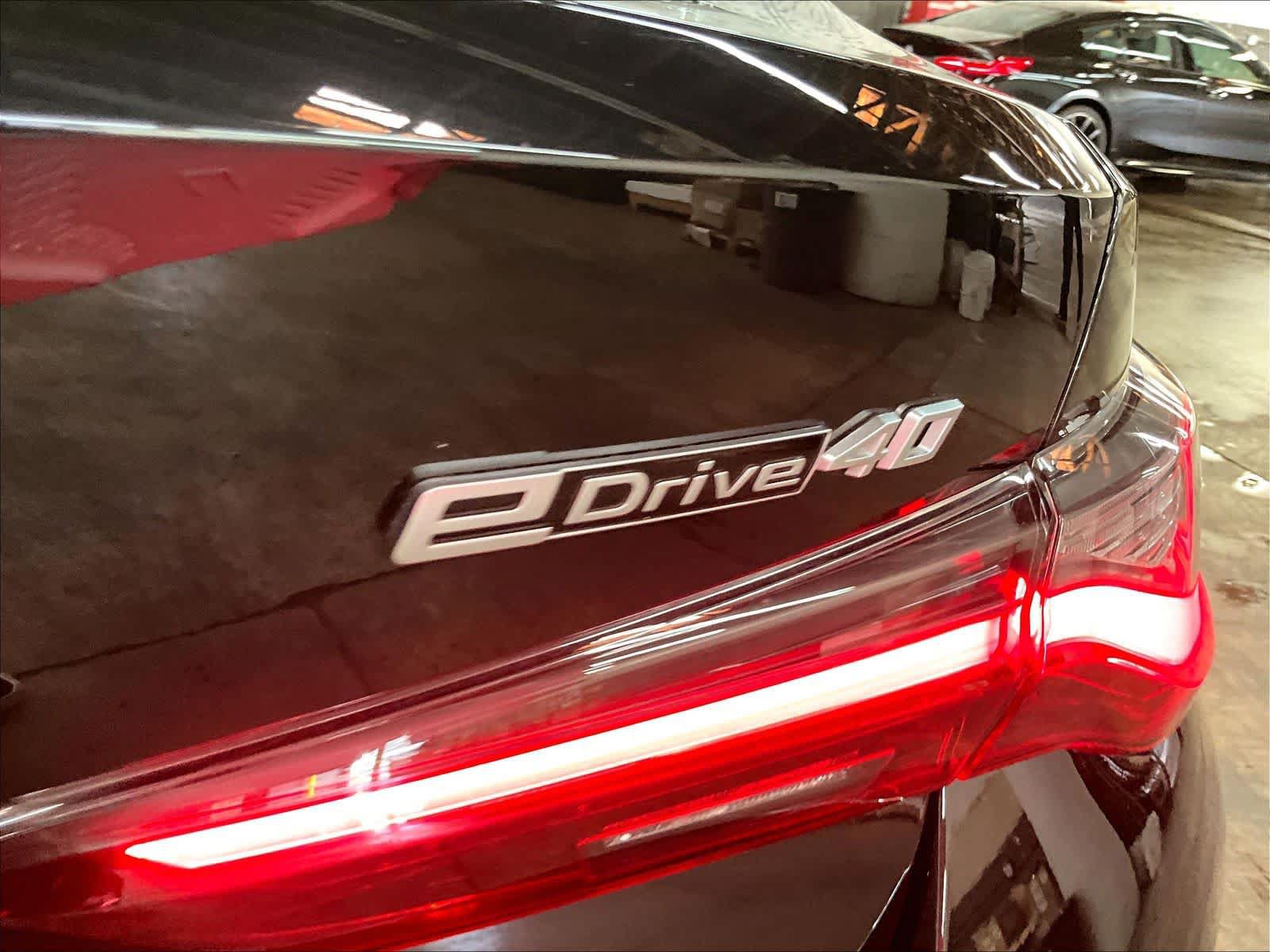 Used 2023 BMW i4 eDrive40 w/ Premium Package RWD image 12