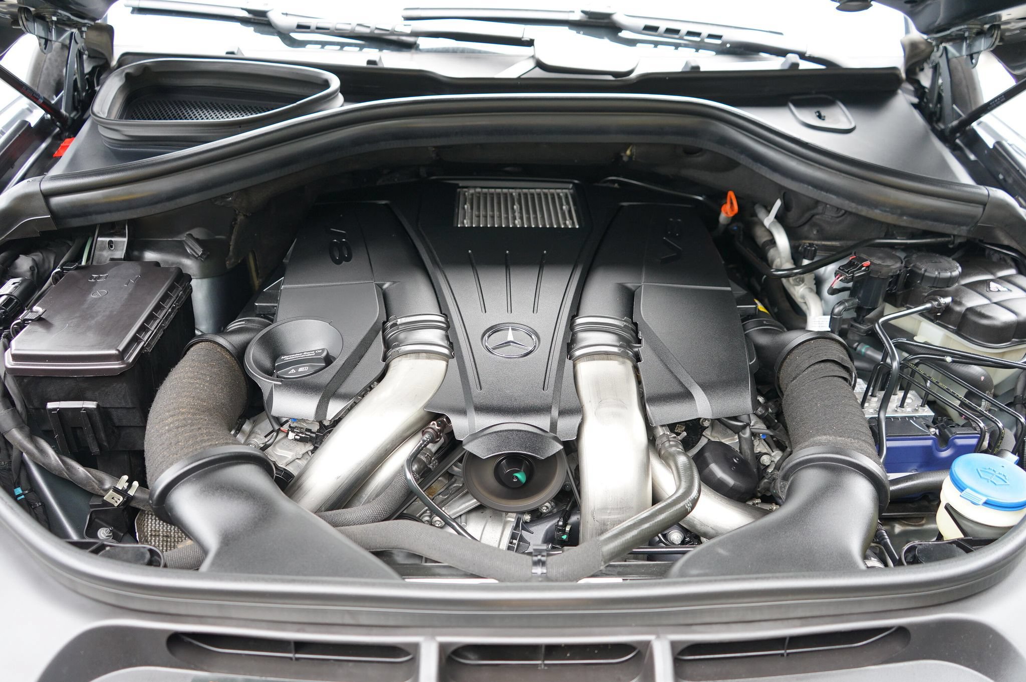 Used 2017 Mercedes-Benz GLS 550 4MATIC image 10