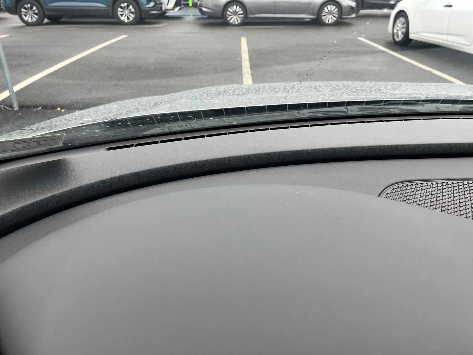 Used 2025 Hyundai Elantra SEL image 35