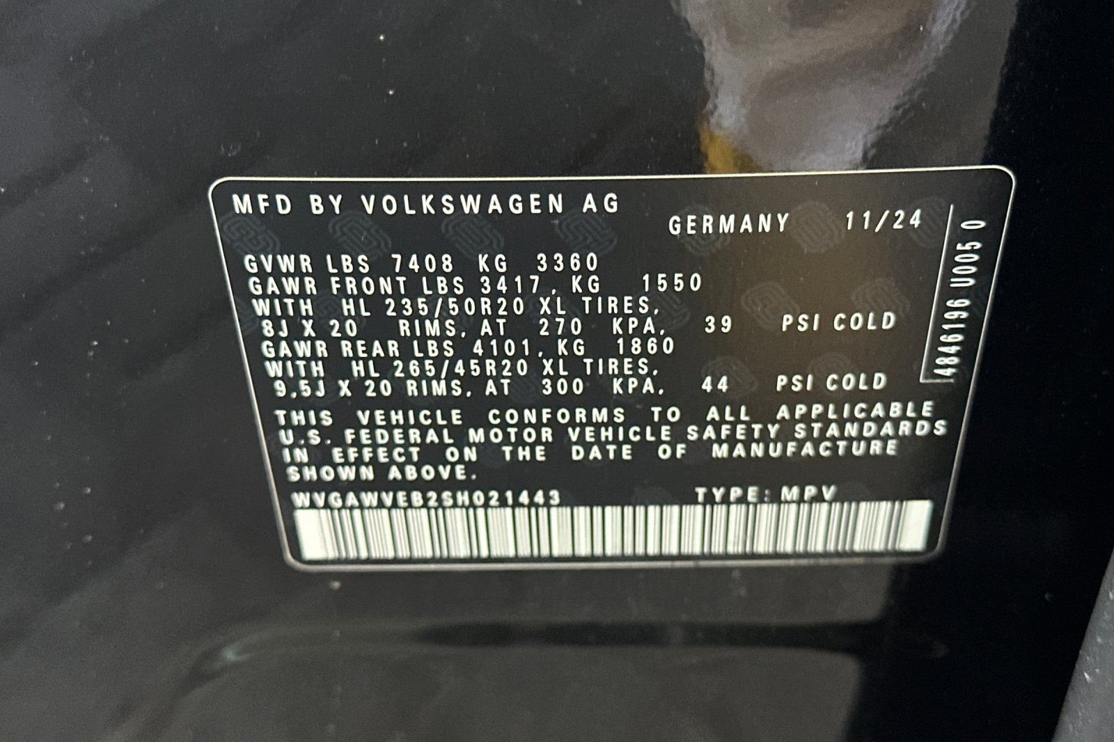 New 2025 Volkswagen ID. Buzz Pro S RWD image 30