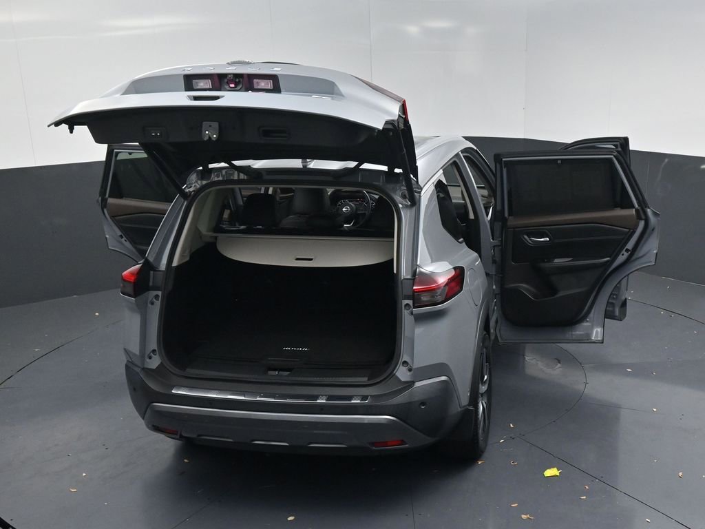 Used 2023 Nissan Rogue SL w/ SL Premium Package image 23