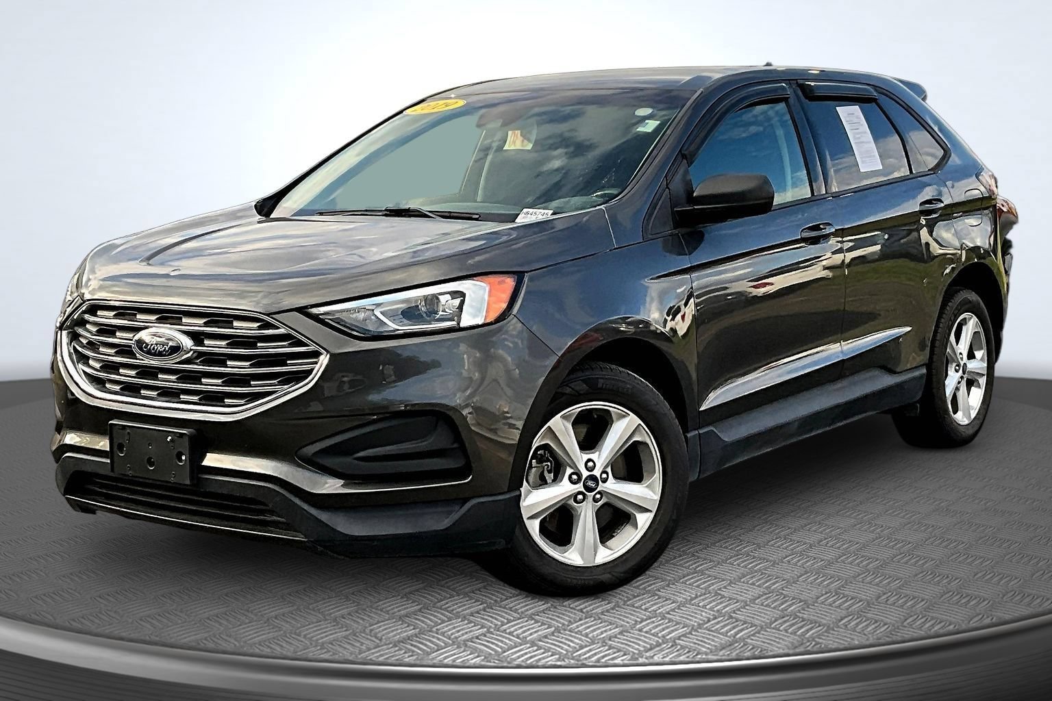 Used 2019 Ford Edge SE