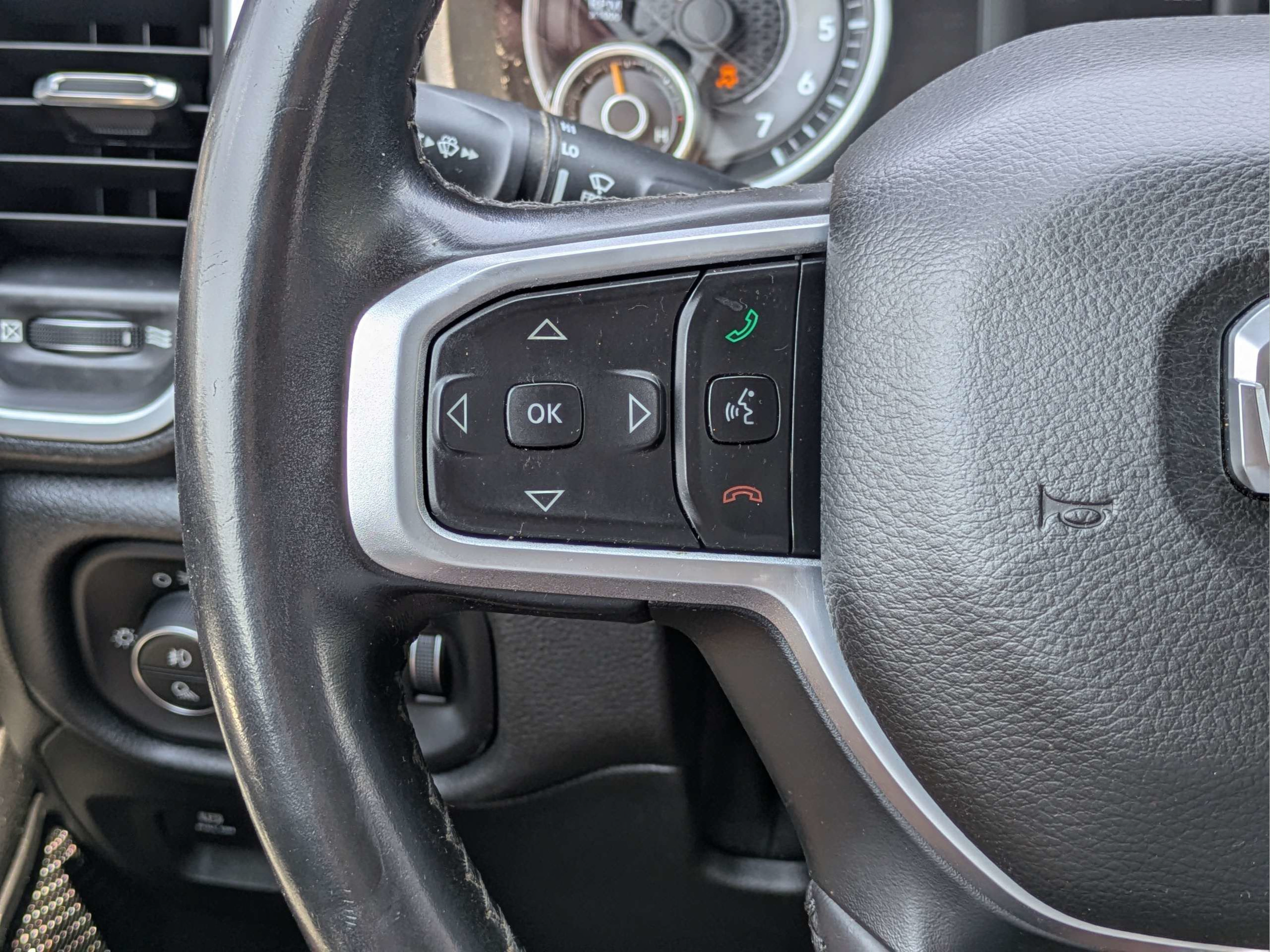 Used 2019 RAM 1500 Big Horn RWD image 25