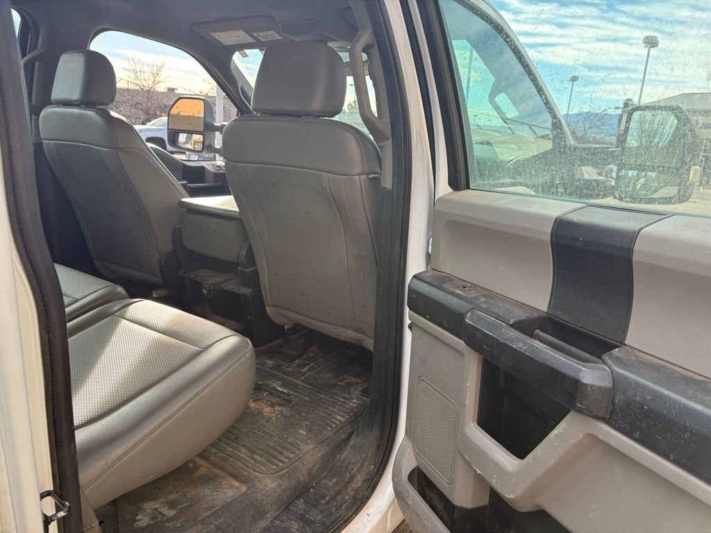 Used 2017 Ford F550 XL image 22