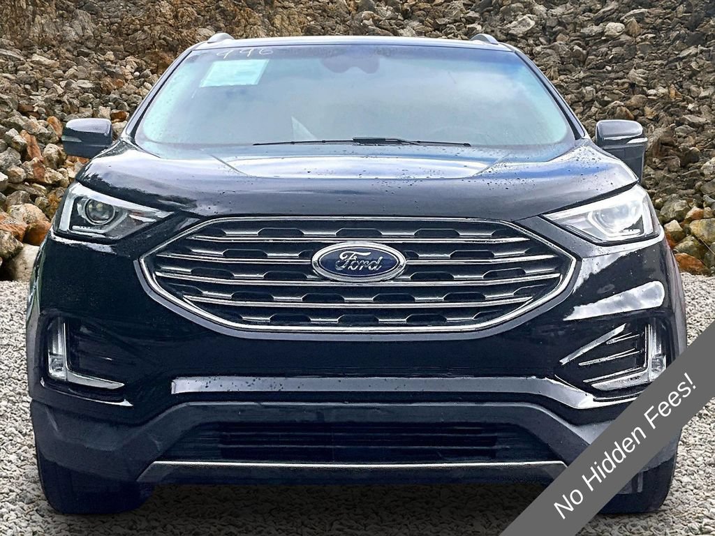 Used 2020 Ford Edge Titanium w/ Cargo Accessory Package FWD image 3