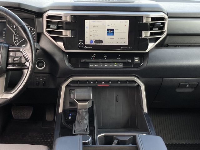 Used 2023 Toyota Tundra SR5 w/ SR5 Convenience Package AWD/4WD image 17