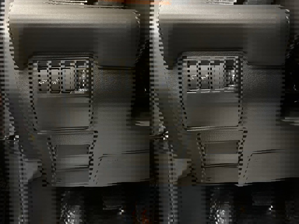 Used 2024 Subaru Ascent Touring image 12