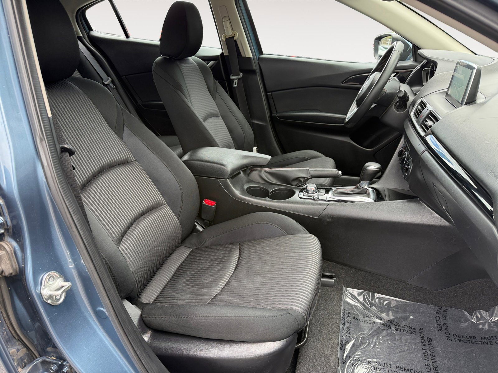 Used 2015 MAZDA MAZDA3 i Touring image 19