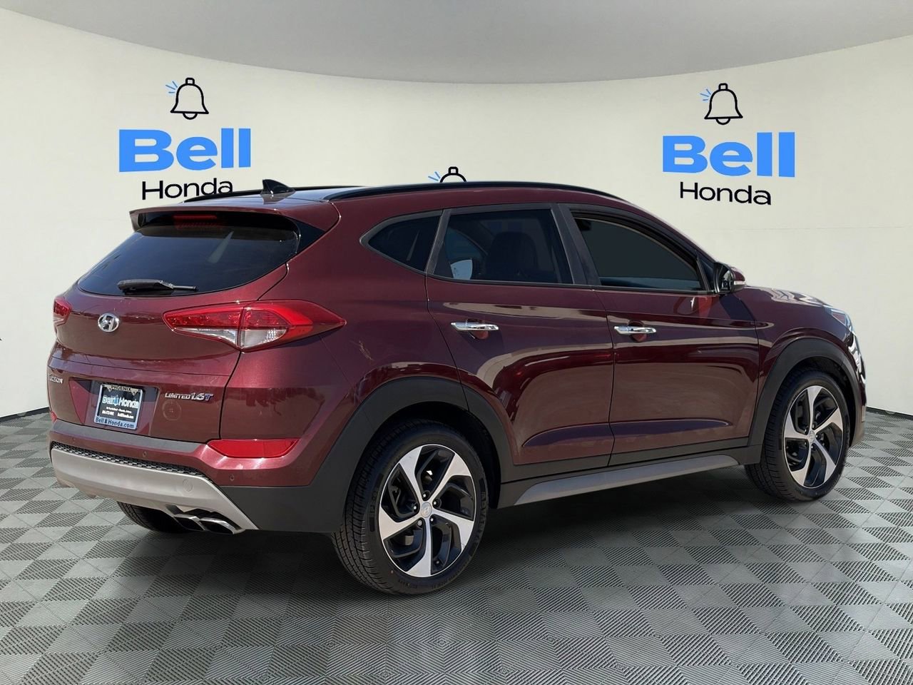 Used 2017 Hyundai Tucson Limited w/ Limited Ultimate Package 03 FWD image 4
