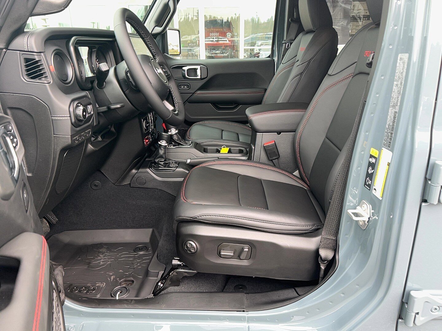 New 2026 Jeep Wrangler Unlimited Rubicon AWD/4WD image 18