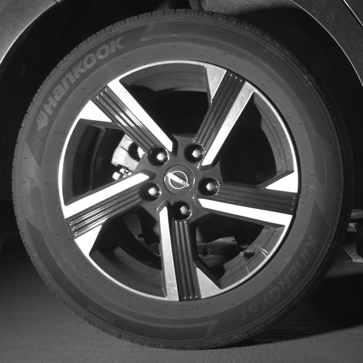 Used 2025 Nissan Sentra SV image 15