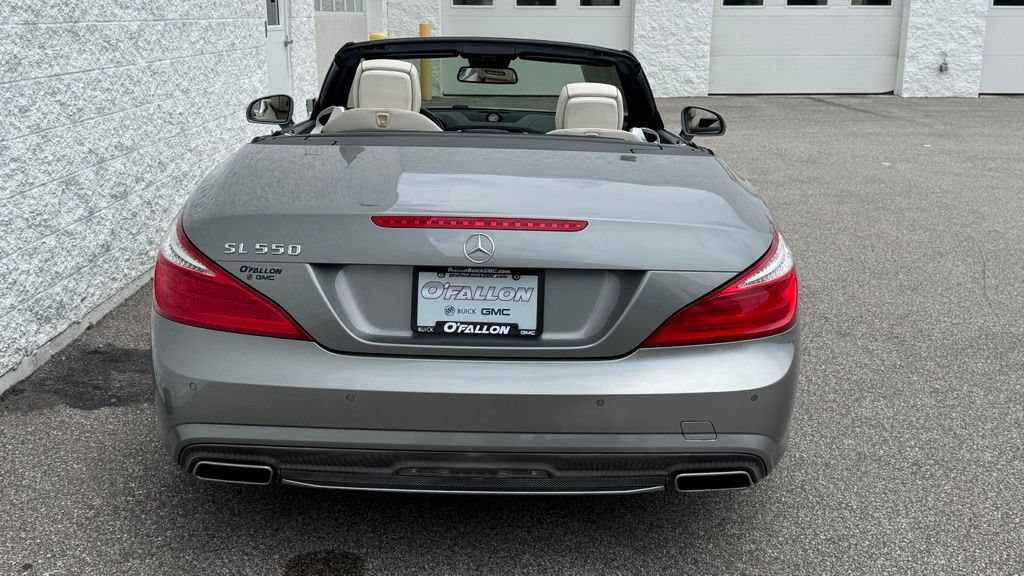 Used 2013 Mercedes-Benz SL 550 image 4