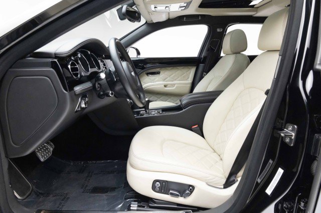 Used 2014 Bentley Mulsanne image 22