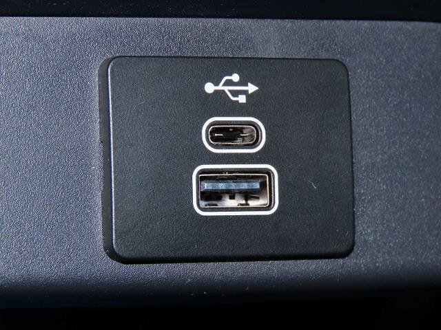 Certified 2025 Ford Maverick XLT w/ Equipment Group 301A image 31